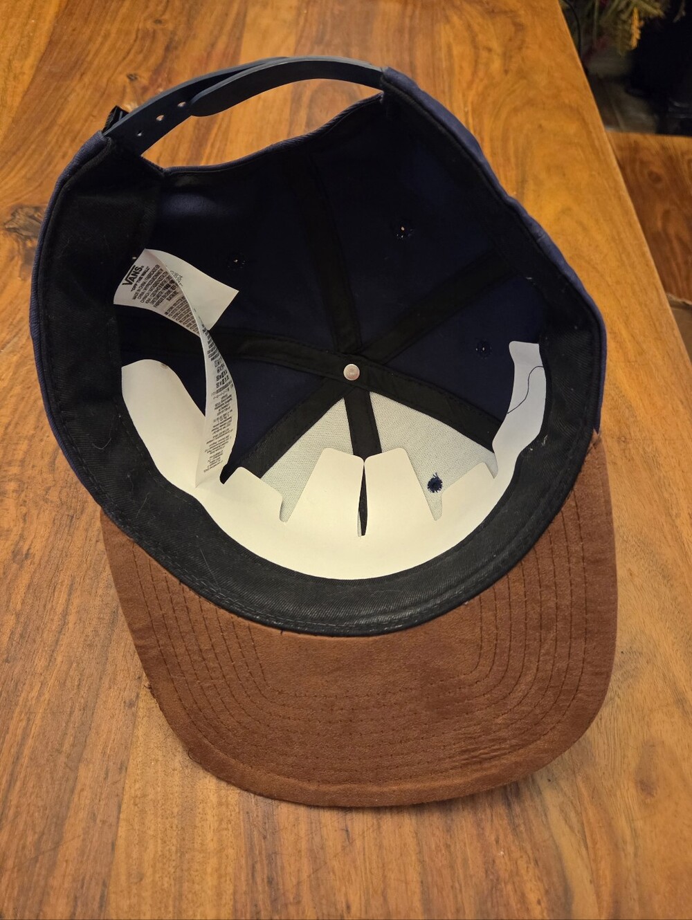 VANS Baseball Cap - Picture 3 of 3